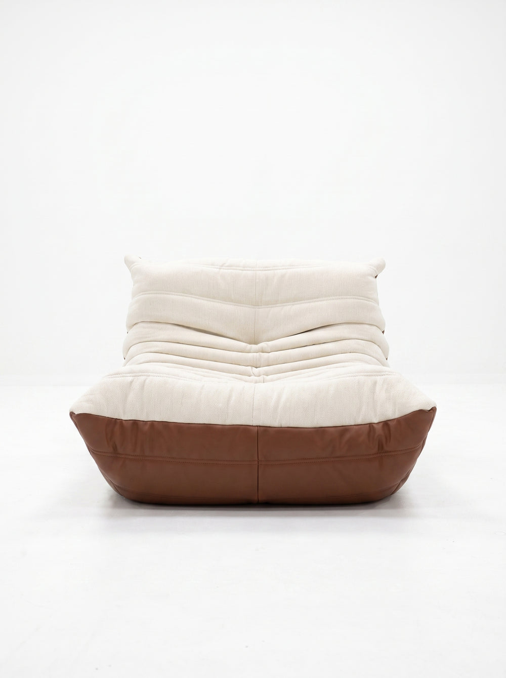 Relaxsessel aus Leder & Leinen