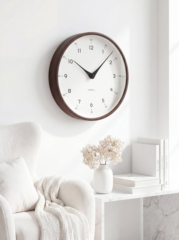 Runde Holzoptik-Wanduhr Arlo