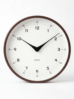 Runde Holzoptik-Wanduhr Arlo